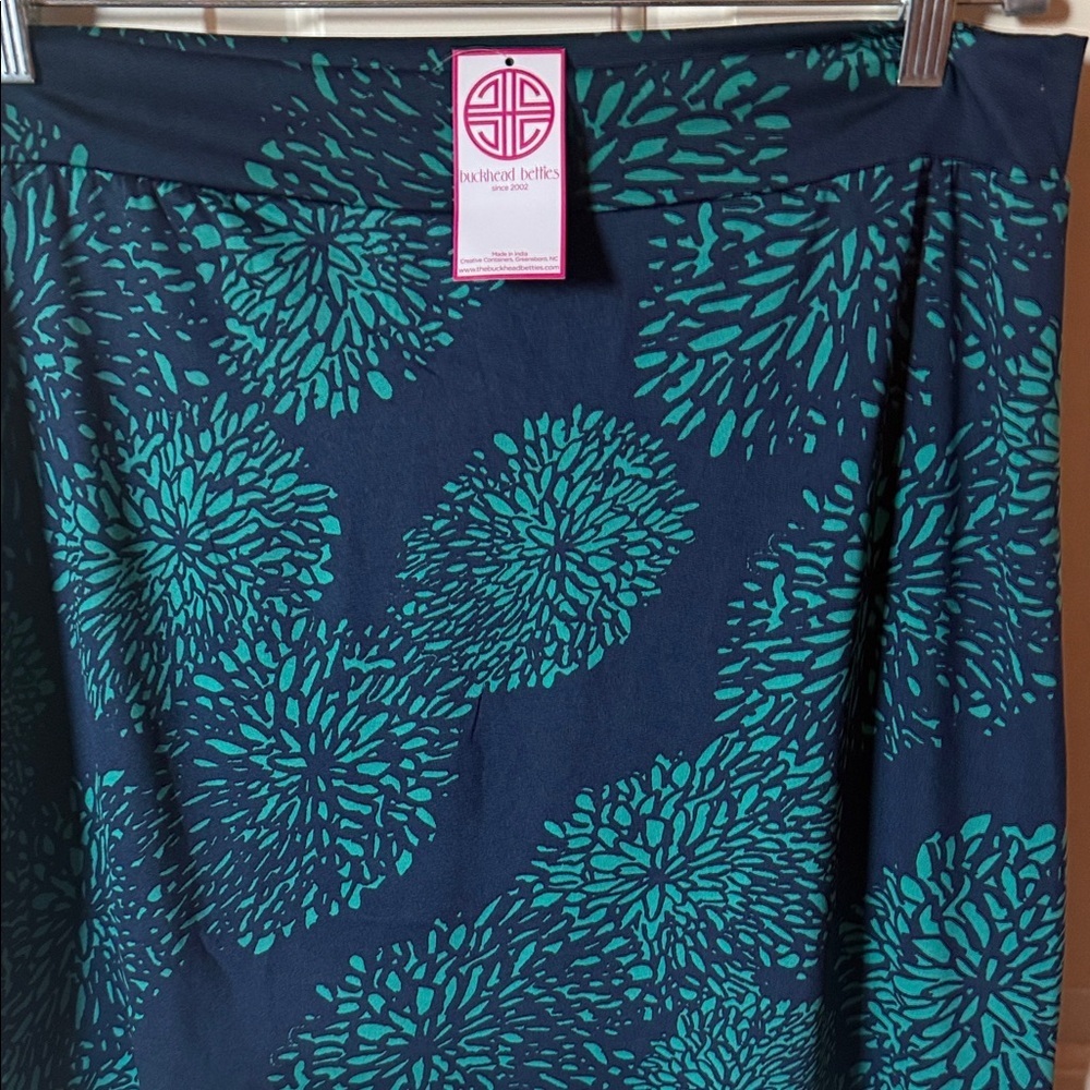 Buckhead Betties NWT Floral Patterned Skirt - Blue and Green $15 - Picture 3 of 8